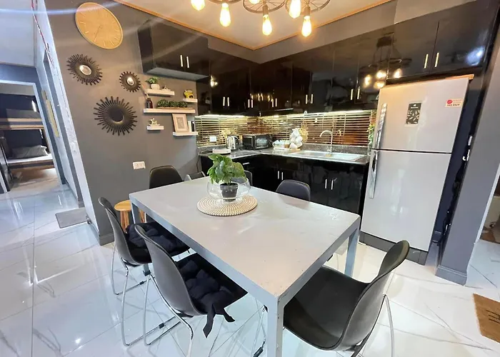 3 Bedroom 89sqm Midrise Condotel Apartamento